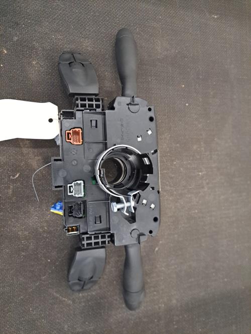 Image Com (Bloc Contacteur Tournant+Commodo Essuie Glace+Commodo Phare) - PEUGEOT 308 1