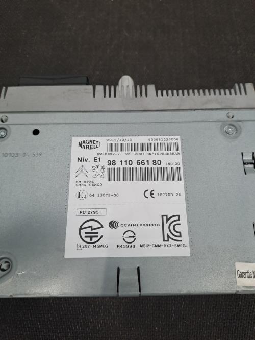 Image Autoradio d'origine - PEUGEOT 2008 1