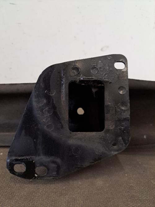 Image Renfort pare choc arriere (traverse) - VOLKSWAGEN GOLF 4