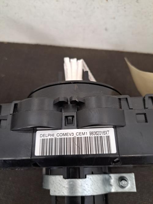 Image Com (Bloc Contacteur Tournant+Commodo Essuie Glace+Commodo Phare) - CITROEN C3 PICASSO