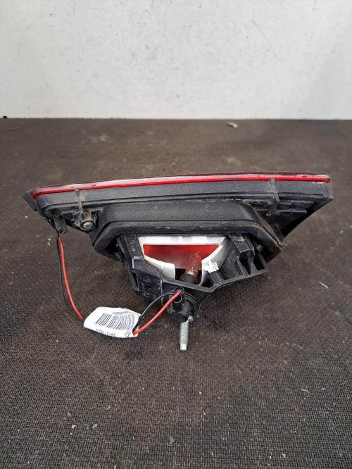 Image Feu arriere secondaire gauche (feux) - RENAULT CLIO 4