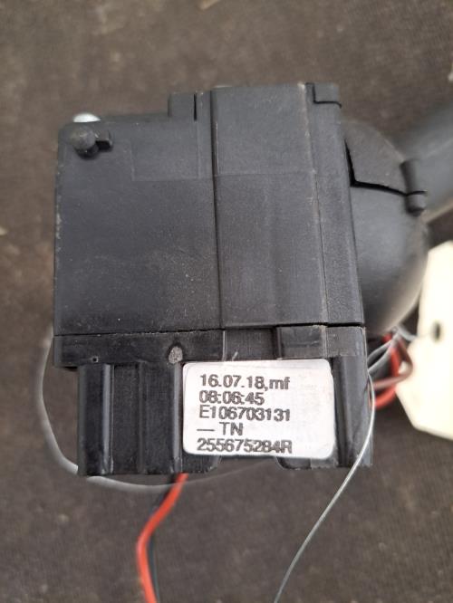 Image Commodo phare - RENAULT CLIO 4