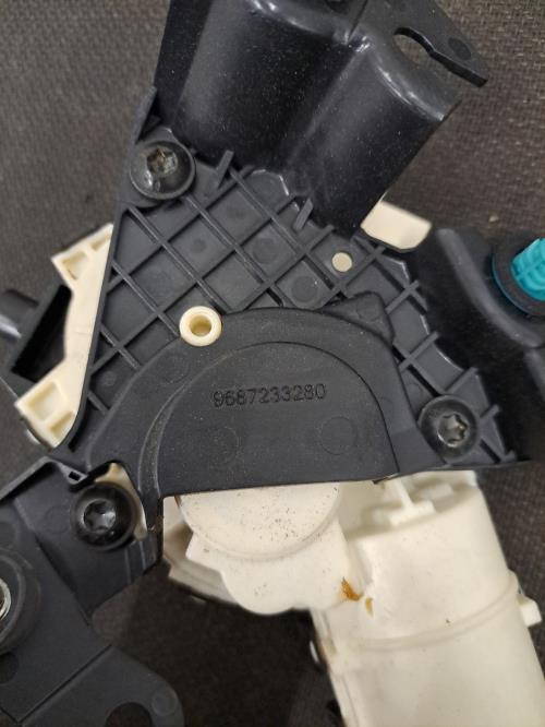 Image Moteur ouverture de Coffre/Malle/Hayon - CITROEN C4 GRAND PICASSO 2