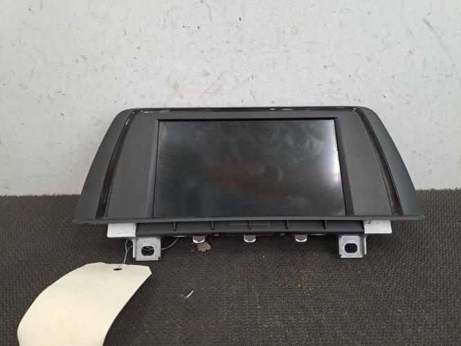 Image Ecran GPS - BMW SERIE 1 F21