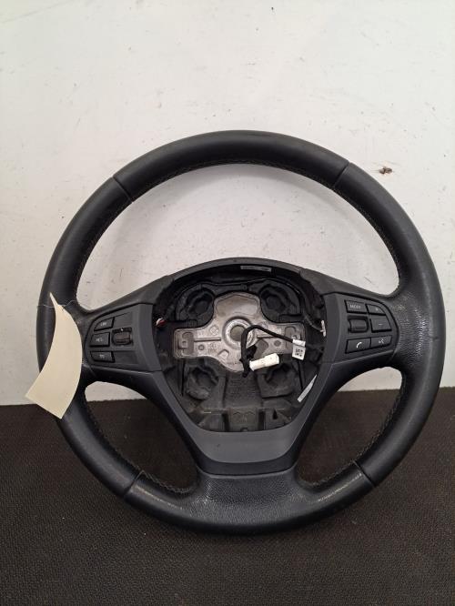 Image Volant - BMW SERIE 1 F21