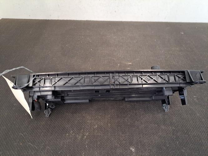 Image Commande chauffage - BMW SERIE 1 F21