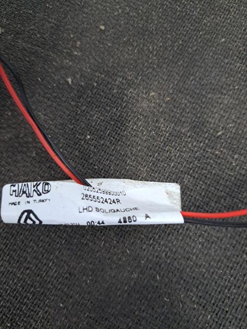 Image Feu arriere secondaire gauche (feux) - RENAULT CLIO 4
