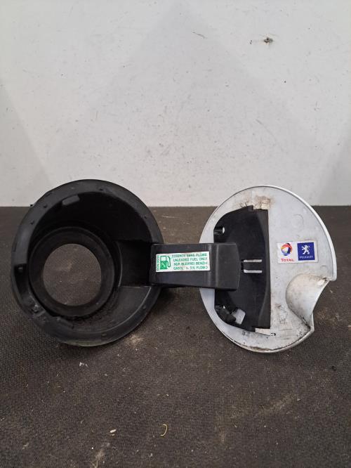 Image Trappe d'essence - PEUGEOT 3008 1