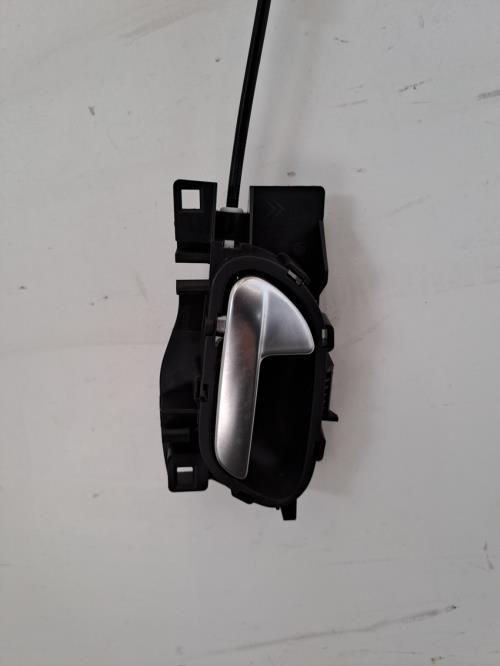 Image Serrure avant gauche - PEUGEOT 2008 1