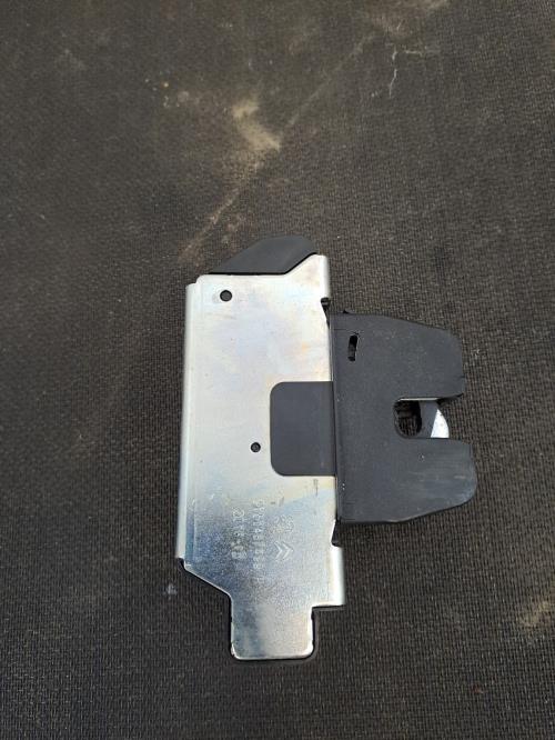 Image Serrure de hayon - PEUGEOT 2008 1