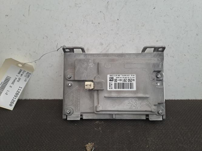 Image Ecran GPS - PEUGEOT 2008 1