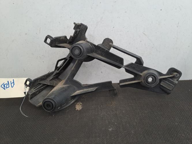 Image Moulure de pare choc arriere - PEUGEOT 2008 1