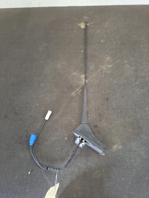 Image Antenne - PEUGEOT 2008 1