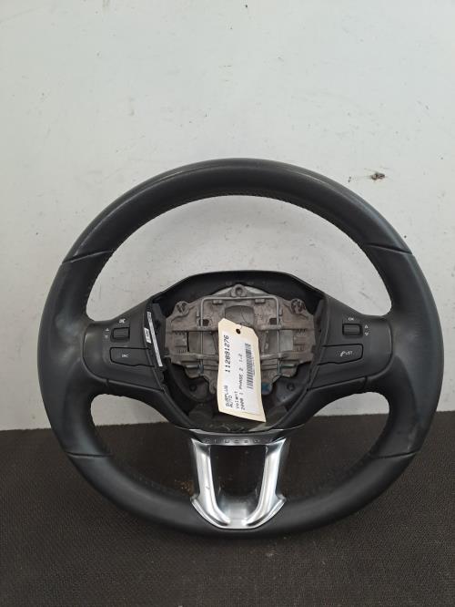 Image Volant - PEUGEOT 2008 1