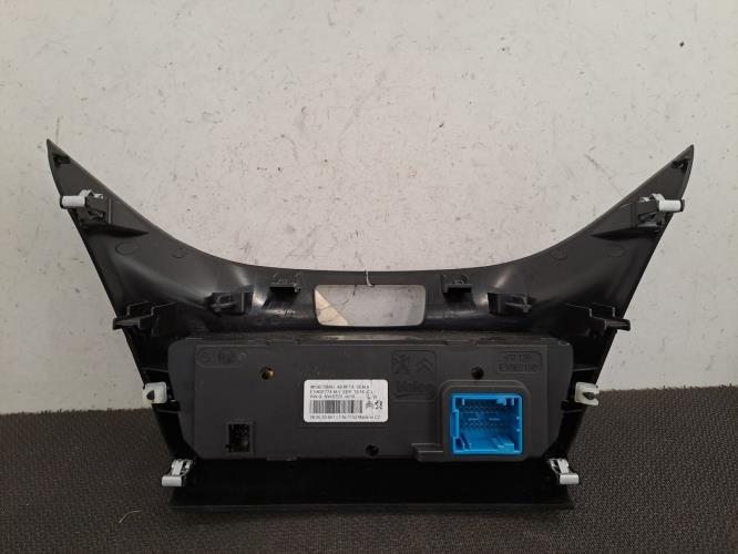 Image Commande chauffage - PEUGEOT 2008 1