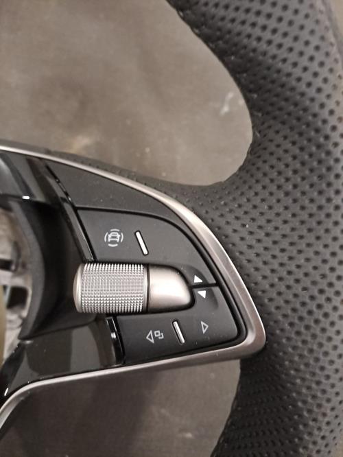 Image Volant - SKODA FABIA 4