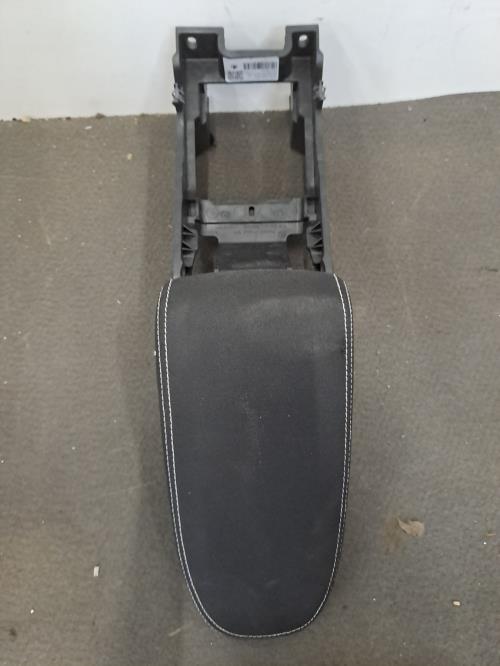 Image Accoudoir - SKODA FABIA 4