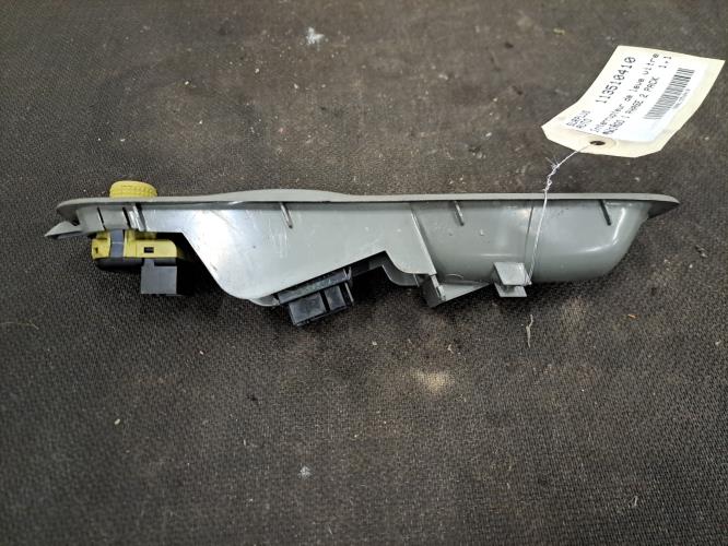 Image Interrupteur de leve vitre avant gauche - RENAULT TWINGO 1
