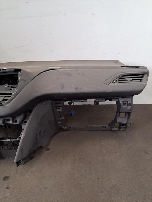 Image Tableau de bord - PEUGEOT 208 1