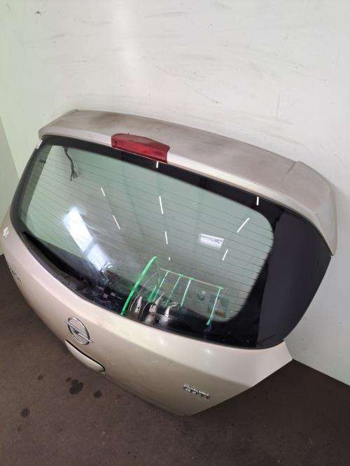 Image Malle/Hayon arriere - OPEL CORSA D