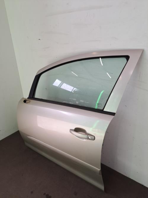 Image Porte avant gauche - OPEL CORSA D