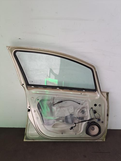 Image Porte avant gauche - OPEL CORSA D