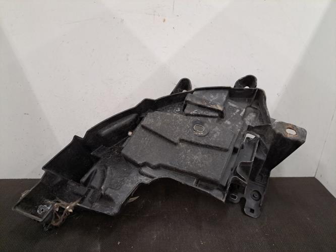 Image Support de phare droit (tôle) - RENAULT FLUENCE