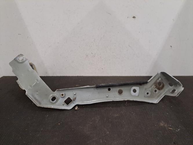 Image Support de phare gauche (tôle) - RENAULT FLUENCE