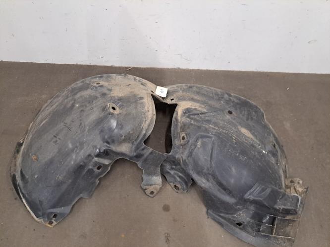 Image Pare boue avant droit - RENAULT FLUENCE