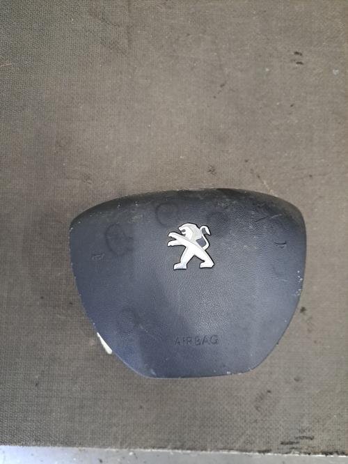 Image Tableau de bord - PEUGEOT 208 1
