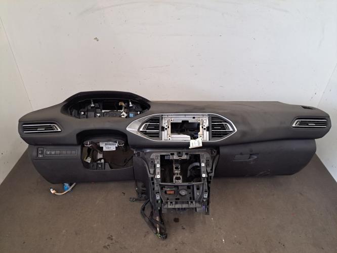 Image Planche de bord complete - PEUGEOT 308 2