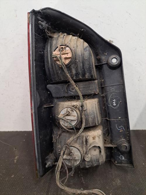 Image Feu arriere principal droit (feux) - NISSAN PATHFINDER 2