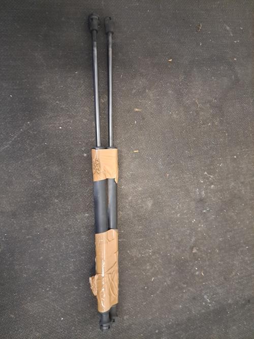 Image Verin de coffre - RENAULT CLIO 4