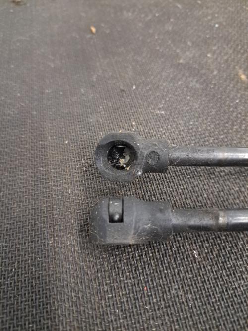 Image Verin de coffre - RENAULT CLIO 4