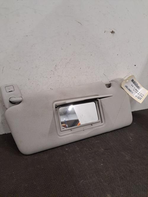Image Pare soleil gauche - RENAULT CLIO 4