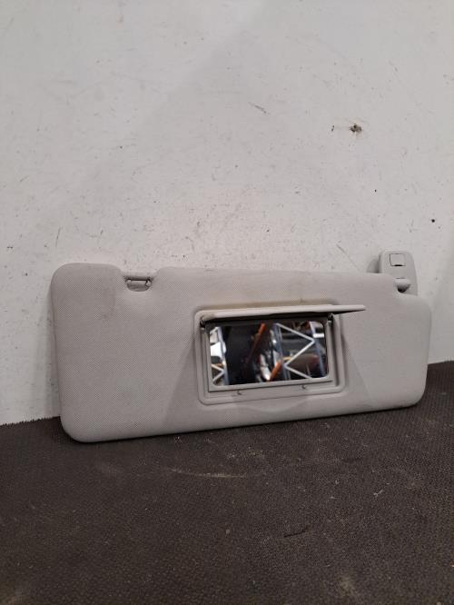 Image Pare soleil droit - RENAULT CLIO 4