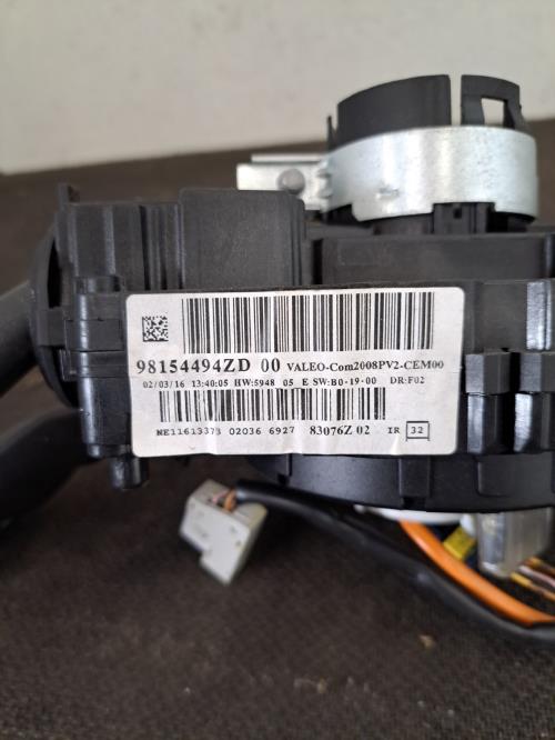 Image Com (Bloc Contacteur Tournant+Commodo Essuie Glace+Commodo Phare) - PEUGEOT 208 1