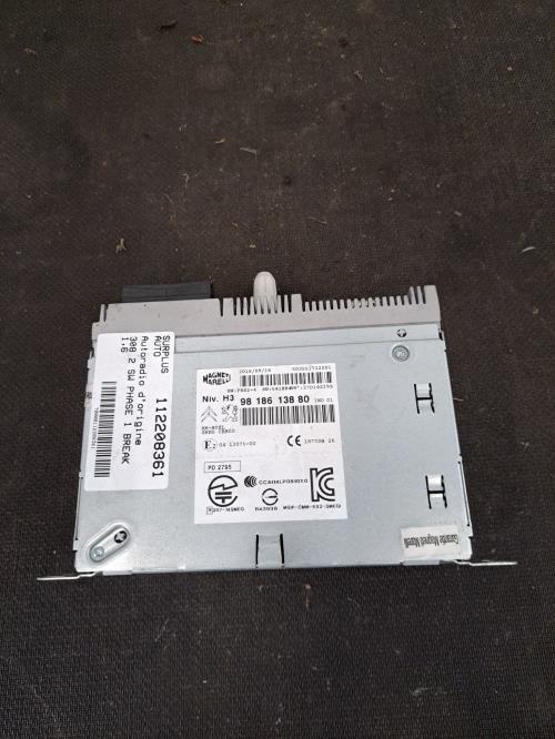 Image Autoradio d'origine - PEUGEOT 308 2 SW