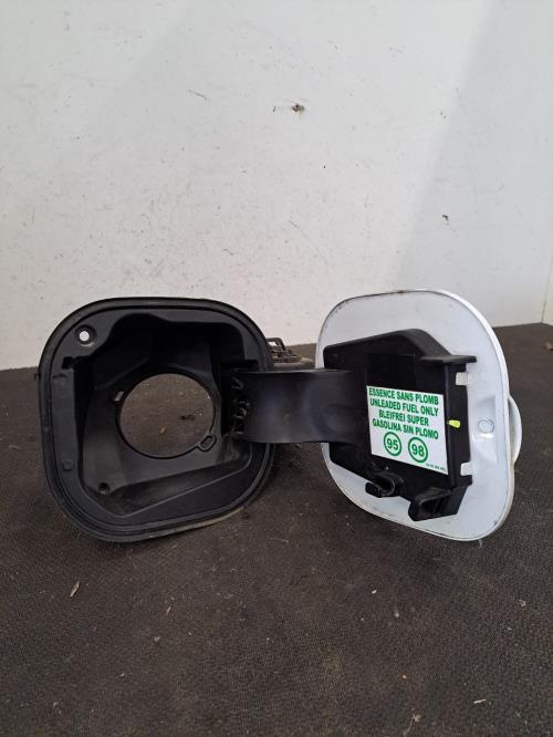 Image Trappe d'essence - RENAULT TWINGO 3