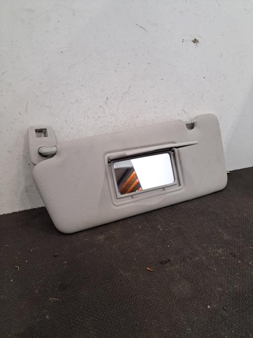 Image Pare soleil gauche - RENAULT TWINGO 3