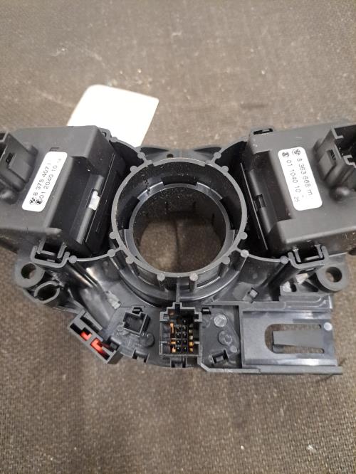 Image Com (Bloc Contacteur Tournant+Commodo Essuie Glace+Commodo Phare) - BMW SERIE 5 E39
