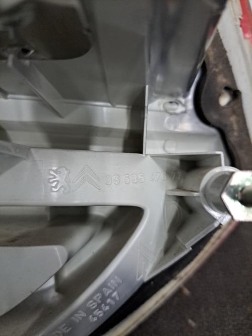 Image Feu arriere secondaire droit (feux) - CITROEN C4 PICASSO 1
