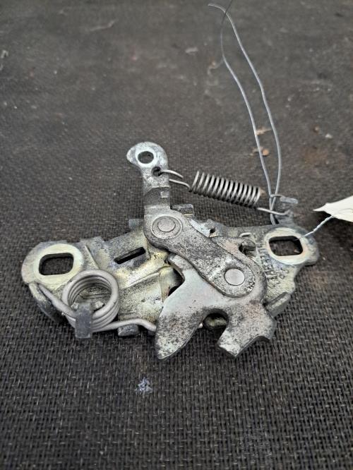 Image Serrure de capot - PEUGEOT 208 1