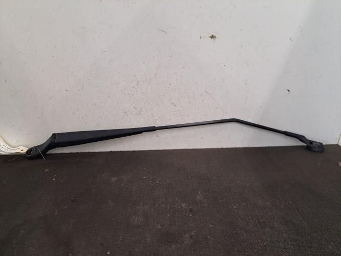 Image Bras essuie glace avant droit - PEUGEOT 208 1