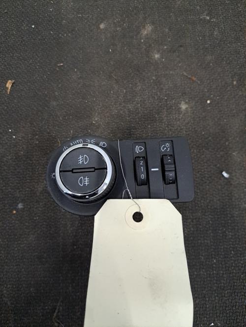Image Commande de phare - OPEL MOKKA 1
