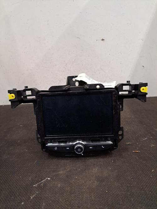 Image Ecran GPS - OPEL CORSA E