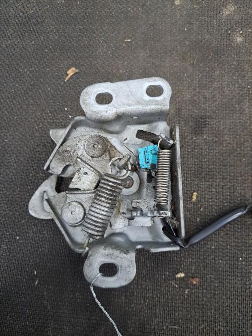 Image Serrure de capot - SUZUKI IGNIS 3