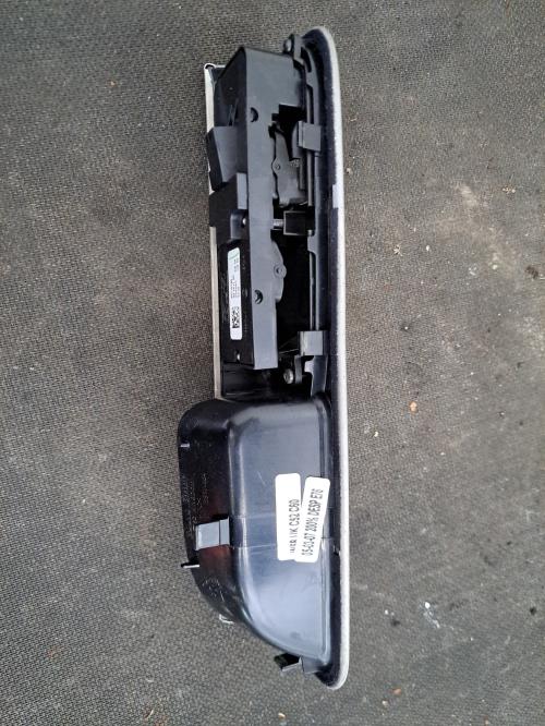 Image Interrupteur de leve vitre avant gauche - VOLVO C 30