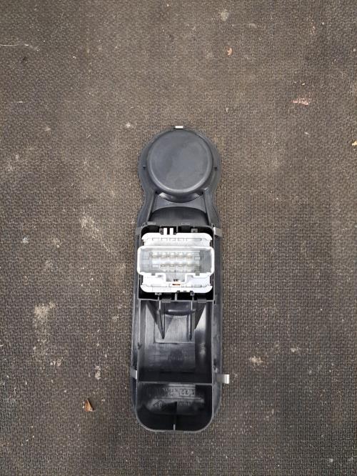 Image Interrupteur de leve vitre avant gauche - RENAULT MODUS