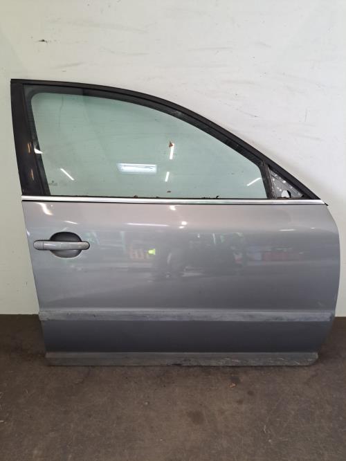 Image Porte avant droit - VOLKSWAGEN PASSAT 4